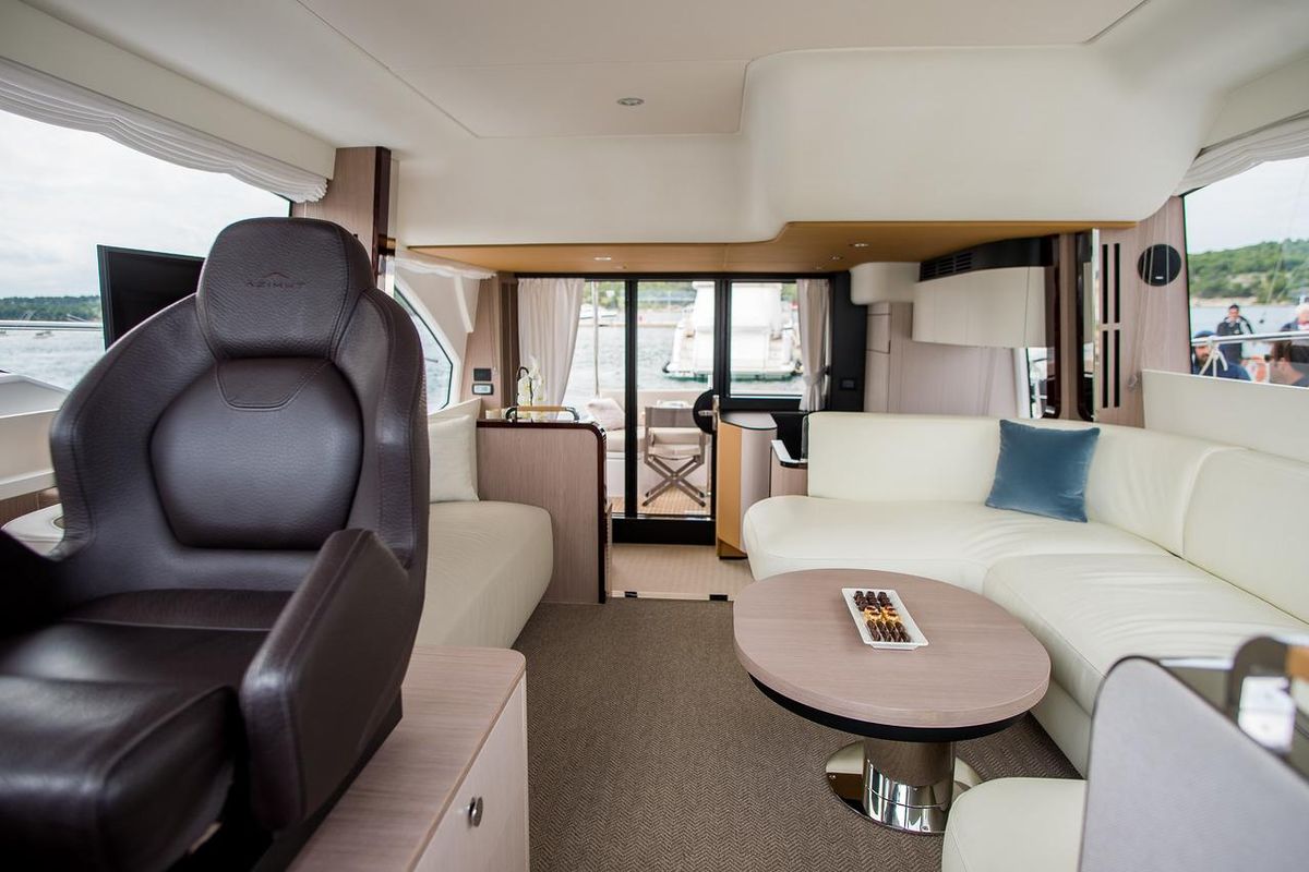 2019 Azimut 54 