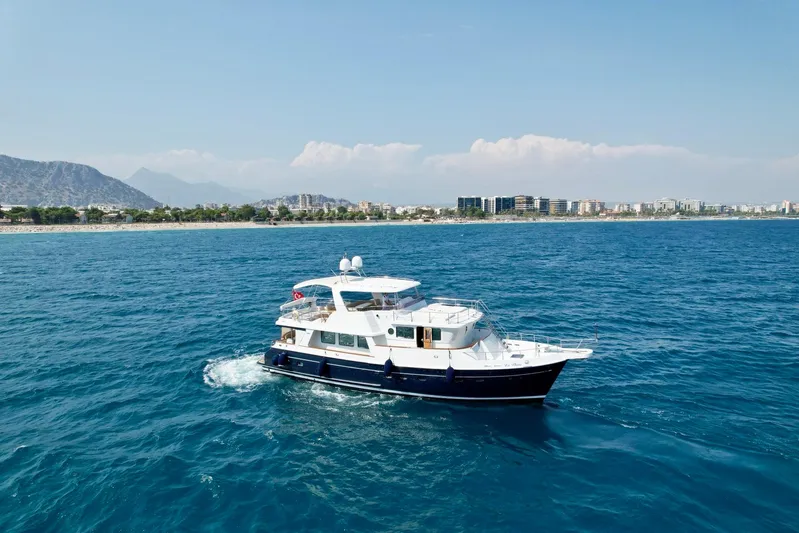 La Plata Yacht Photos Pics 