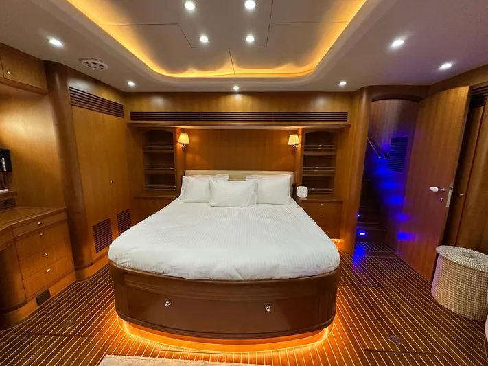 La Plata Yacht Photos Pics 