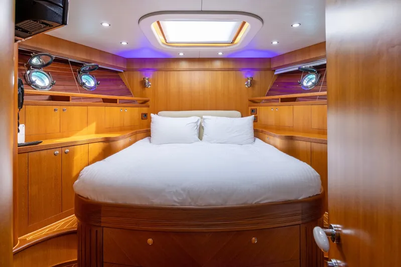 La Plata Yacht Photos Pics 