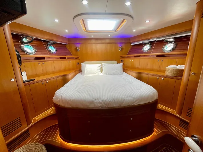 La Plata Yacht Photos Pics 