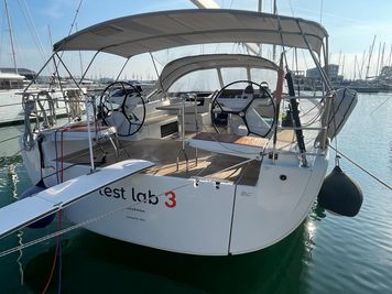Hanse 588