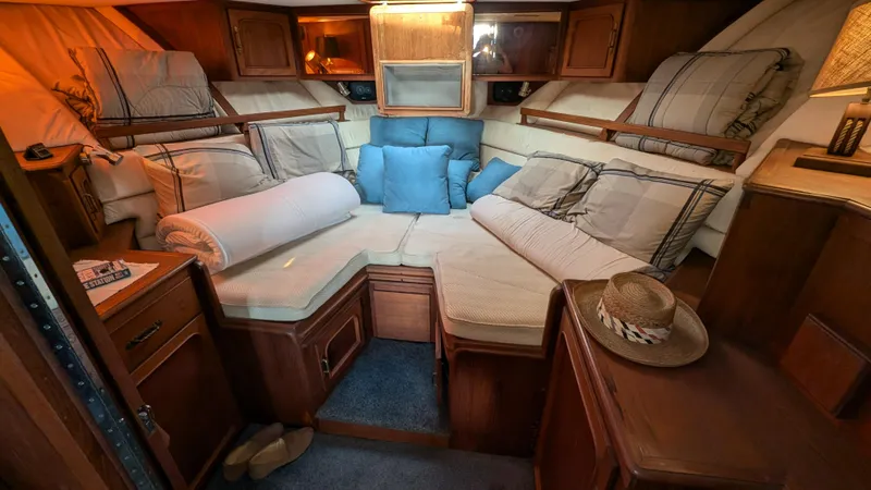 Guadalupe Yacht Photos Pics Cozy cabin interior of 1989 Ditmar & Donaldson Custom Cruiser yacht.