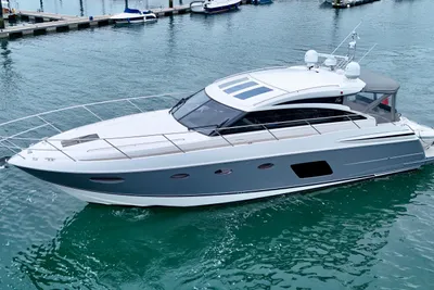 2014 Princess V52
