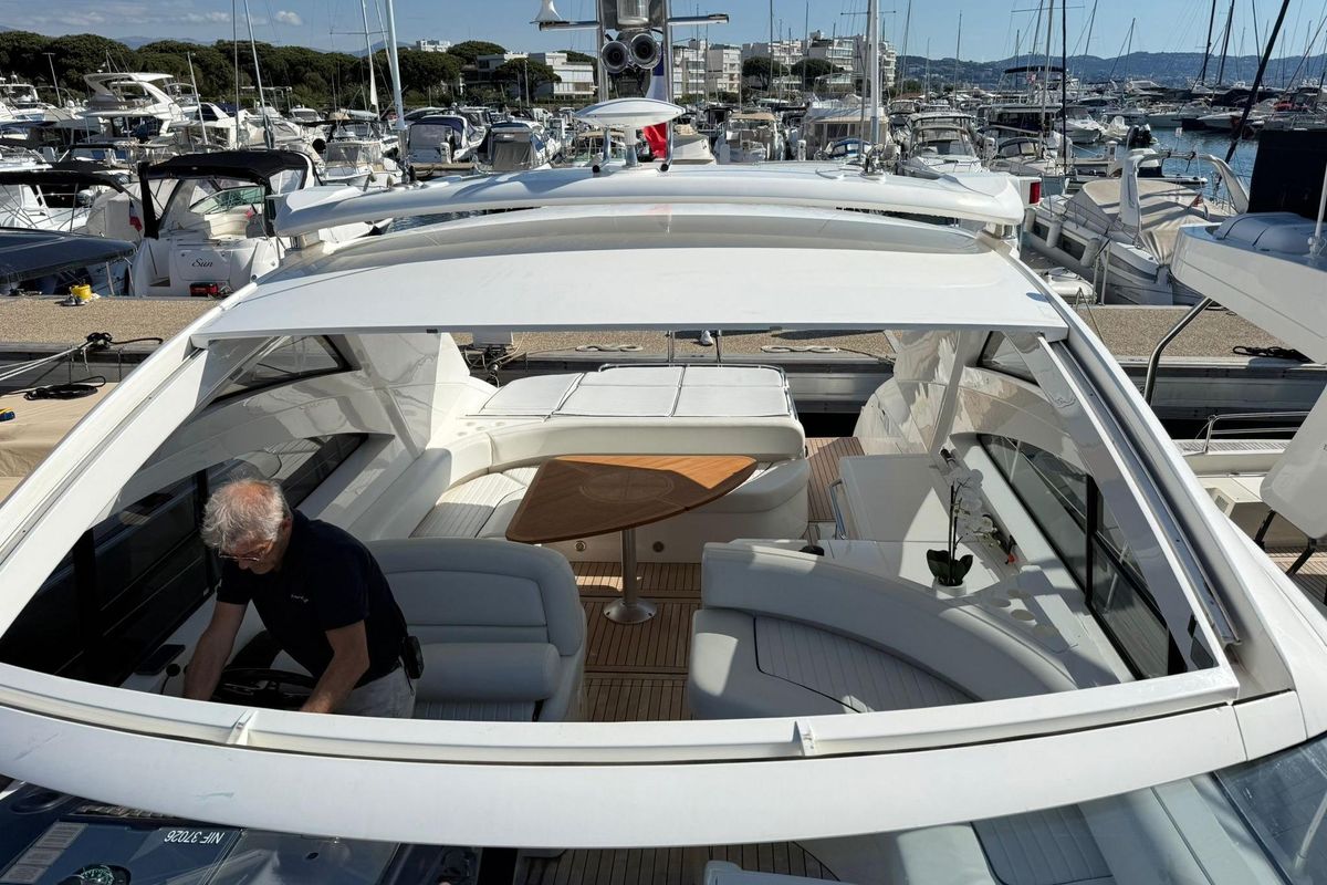 2008 Fairline 47 
