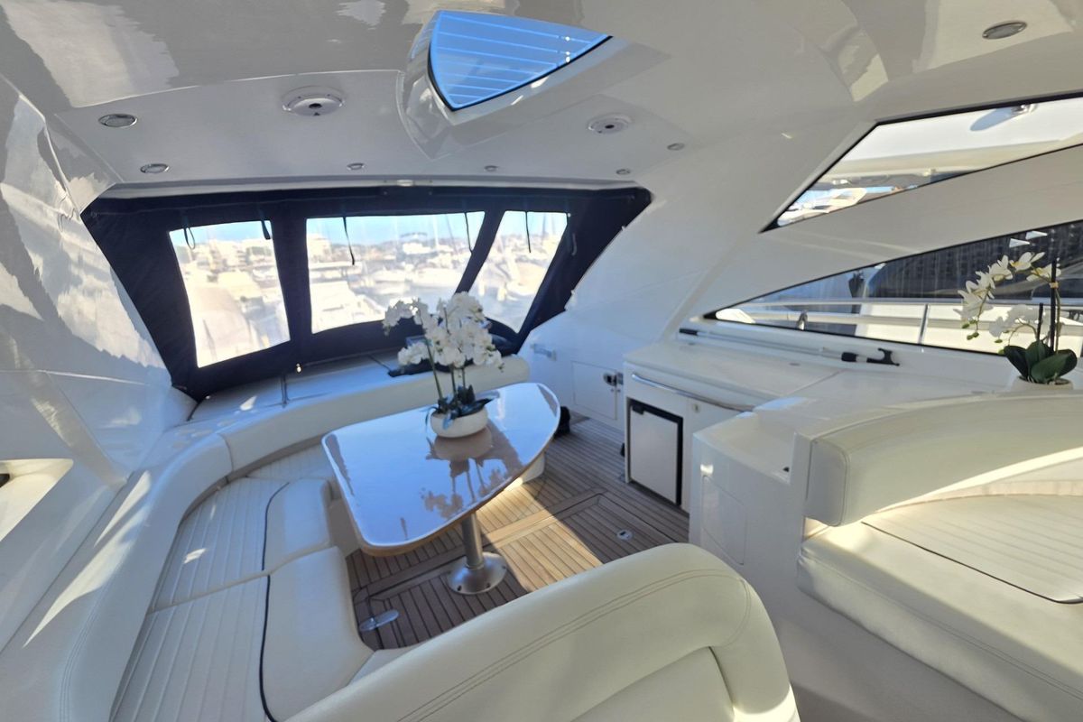 2008 Fairline 47 