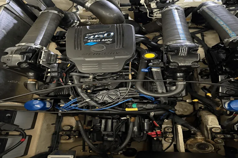 Kind Of Blue Yacht Photos Pics 