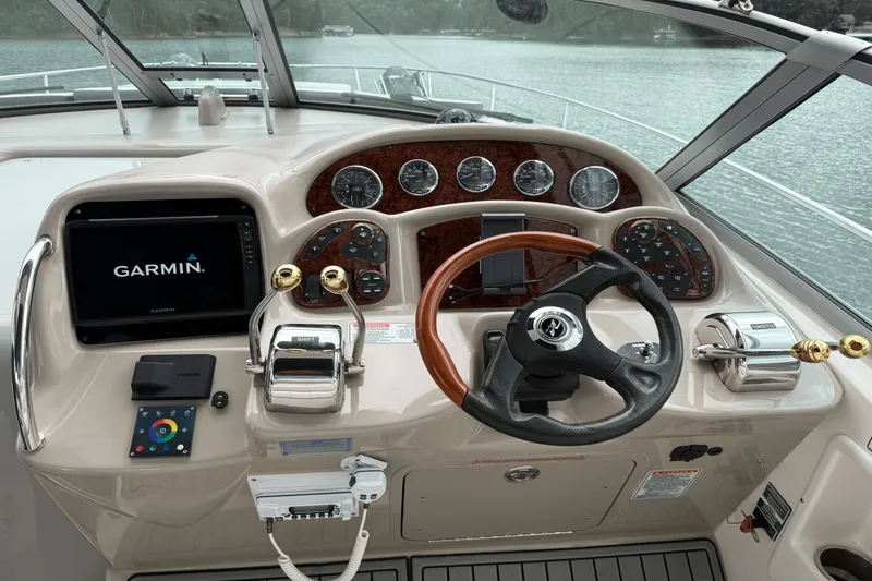 Kind Of Blue Yacht Photos Pics 