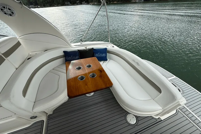 Kind Of Blue Yacht Photos Pics 