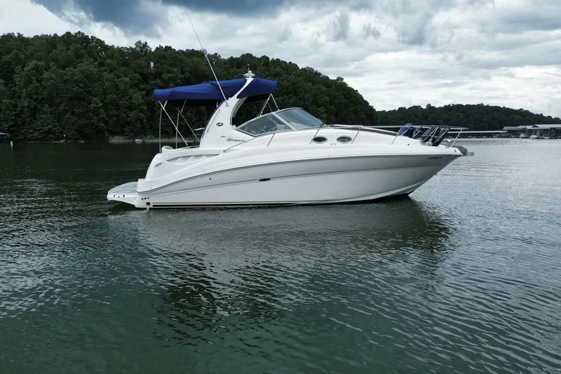 Kind Of Blue Yacht Photos Pics 