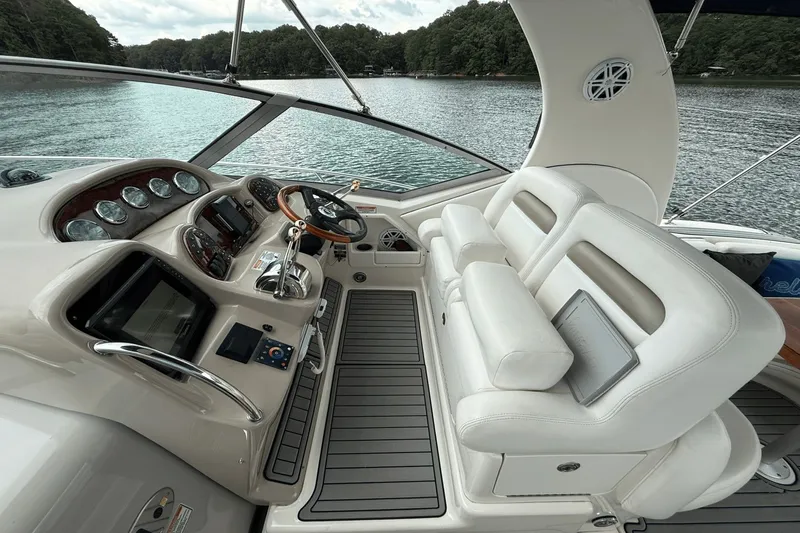 Kind Of Blue Yacht Photos Pics 