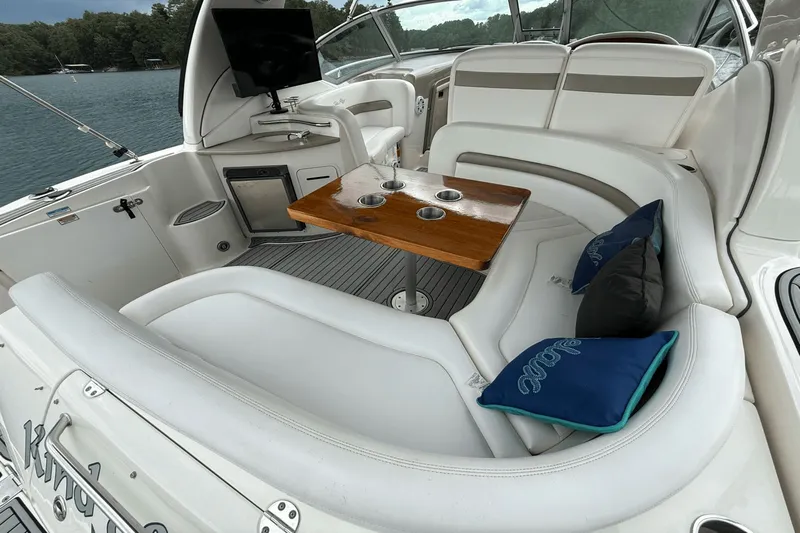 Kind Of Blue Yacht Photos Pics 