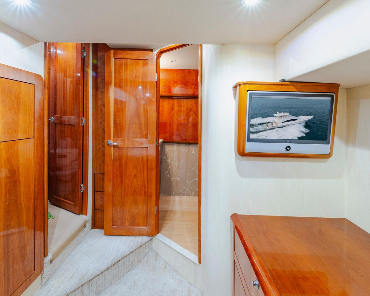2008 Ocean Yachts 54 