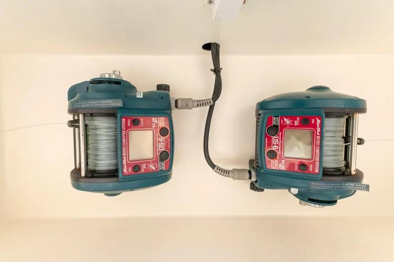 Wrangler Yacht Photos Pics Electric fishing reels on a 2008 Ocean Yachts 54 Super Sport boat.