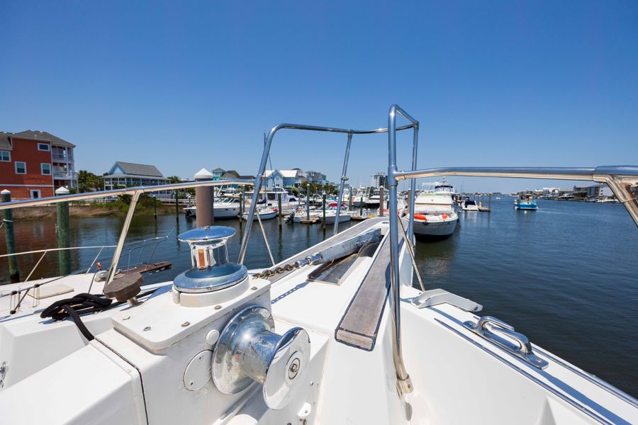 1986 Hatteras 70 Long Range Cruiser