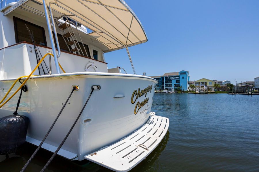 1986 Hatteras 70 Long Range Cruiser