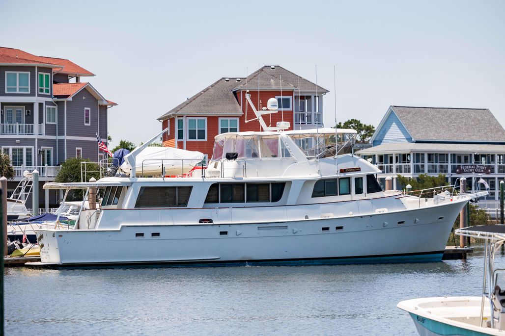 1986 Hatteras 70 Long Range Cruiser Motor Yacht for sale YachtWorld