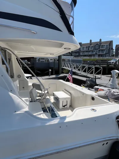 Mt Nest Yacht Photos Pics Cockpit 2