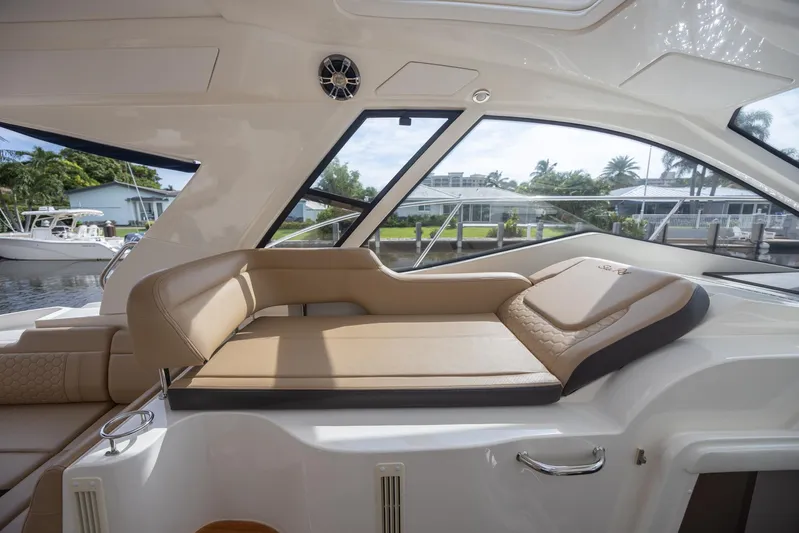  Yacht Photos Pics 2019 Sea Ray Sundancer 350 Coupe interior with luxurious seating and scenic view.