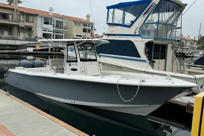 Sea Hunt Gamefish 30 Coffin Box