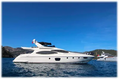 Azimut 68 FLY