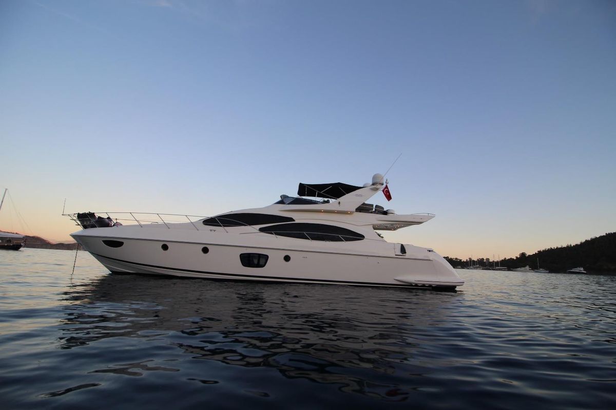 2007 Azimut 71 