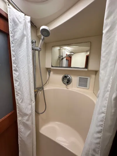 Cocktails & Dreams Yacht Photos Pics 