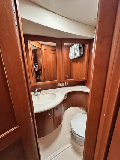 Cocktails & Dreams Yacht Photos Pics 