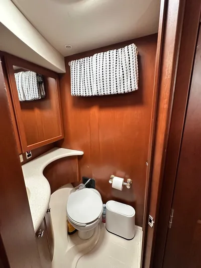 Cocktails & Dreams Yacht Photos Pics 