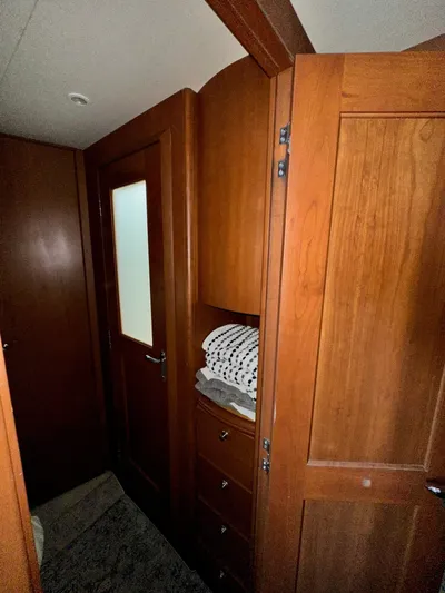 Cocktails & Dreams Yacht Photos Pics 