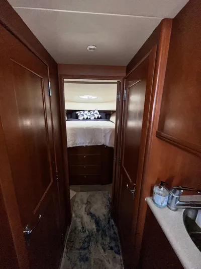 Cocktails & Dreams Yacht Photos Pics 