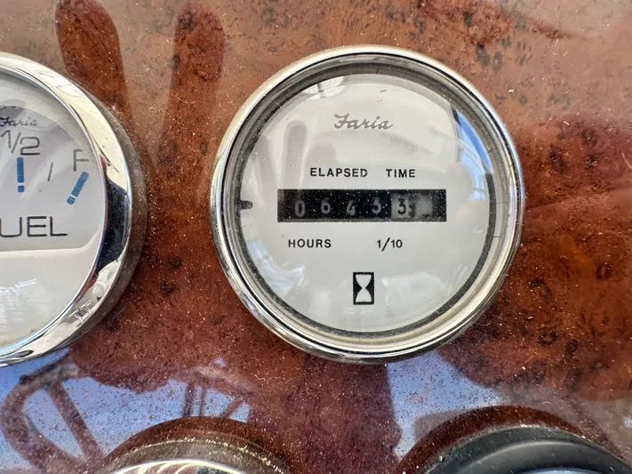 Cocktails & Dreams Yacht Photos Pics 