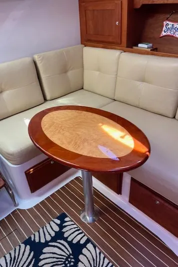 Quinetucket Yacht Photos Pics 