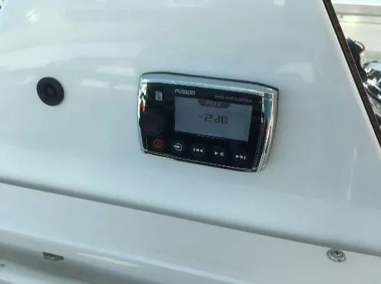 Quinetucket Yacht Photos Pics 