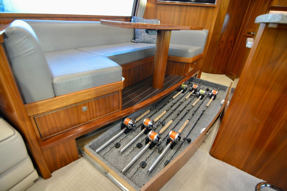 2019 Viking 68 