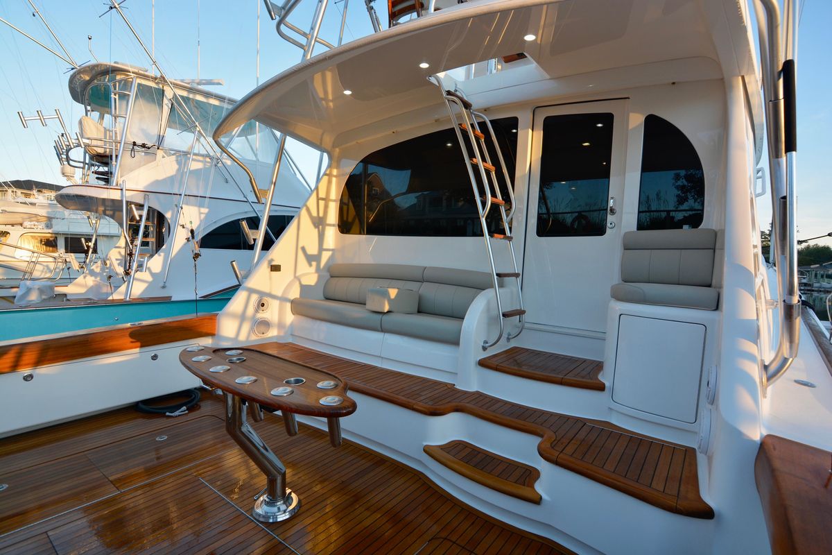 2019 Viking 68 