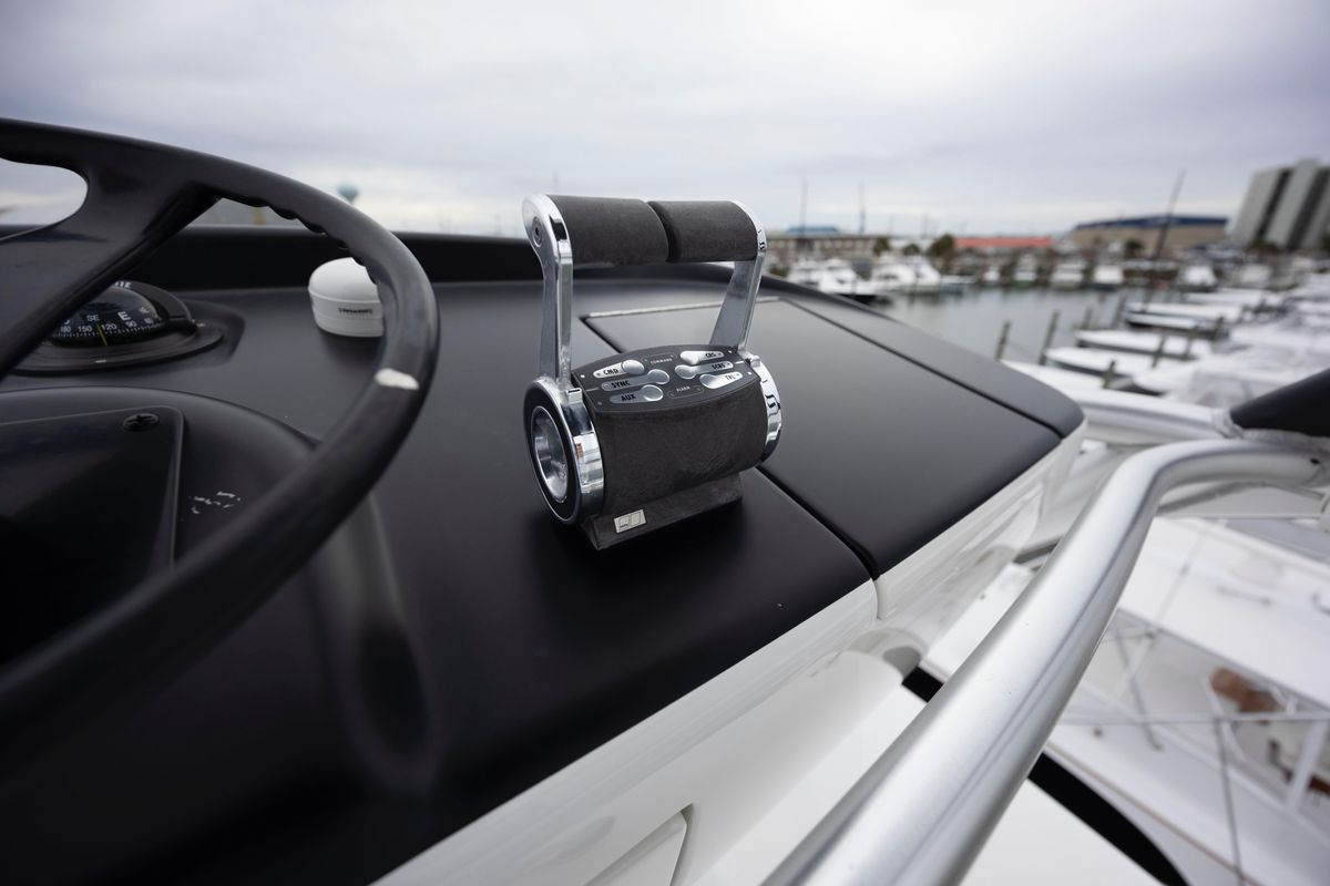 2019 Viking 68 