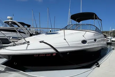 Regal 2665 Commodore