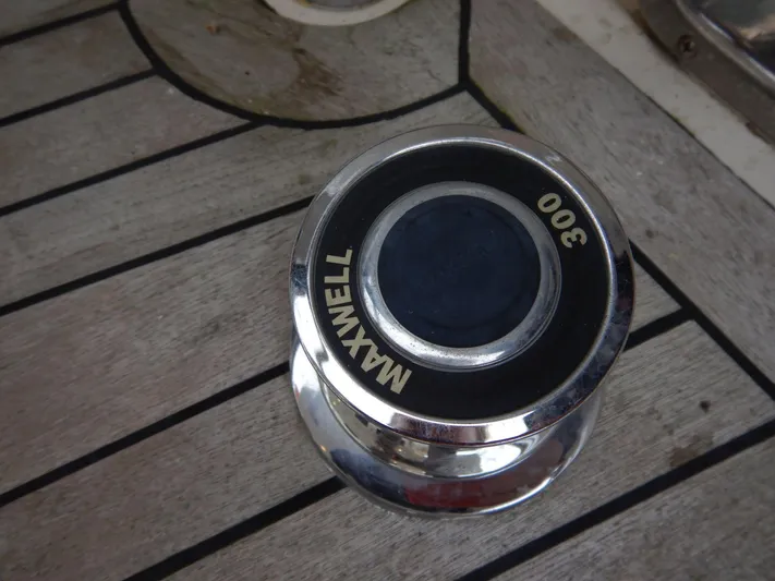 Blue Red Yacht Photos Pics Maxwell 300 winch on 2006 Selene Pilothouse Ocean Trawler deck.