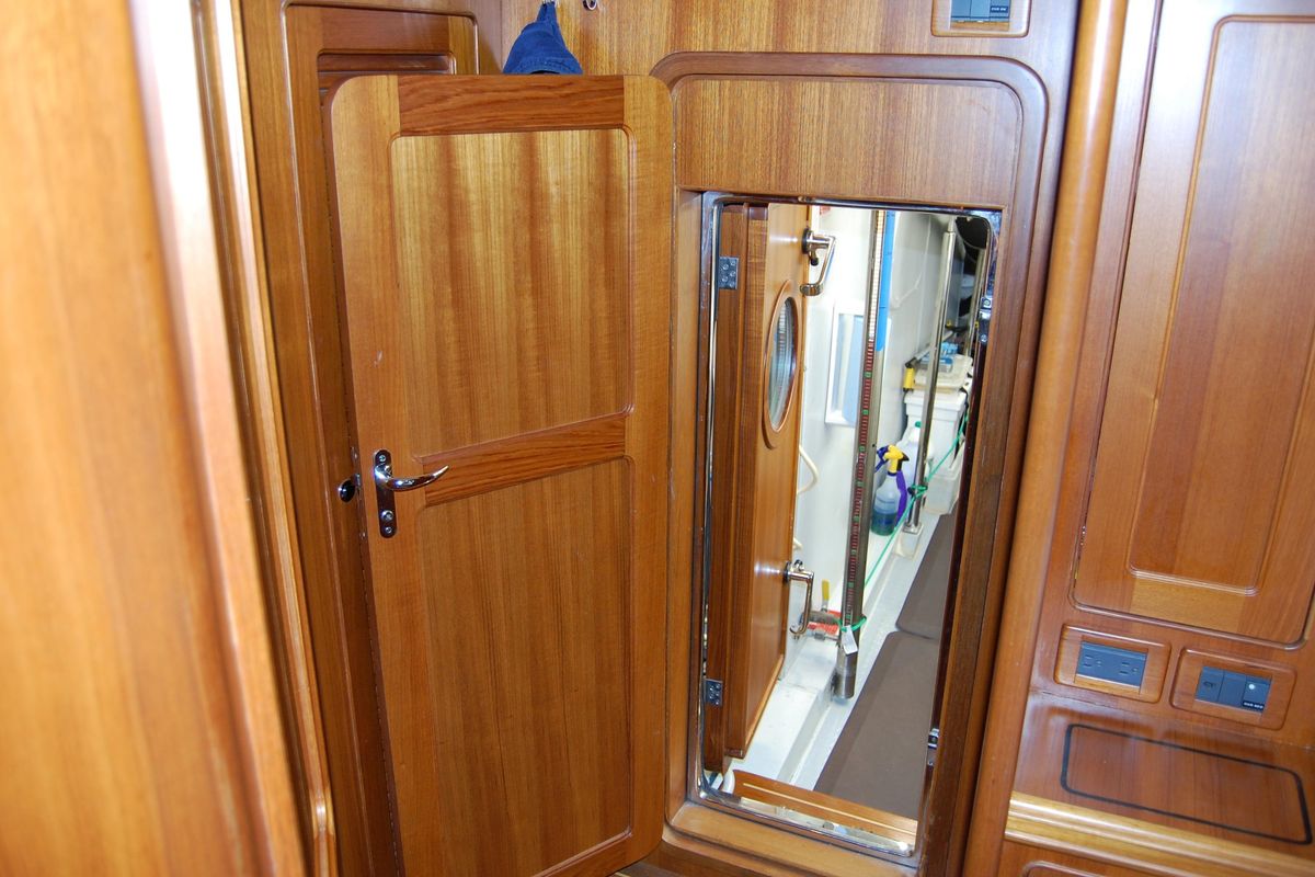2006 Selene 57 