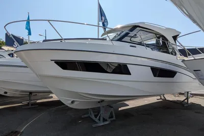 2024 Beneteau Antares 9 OB