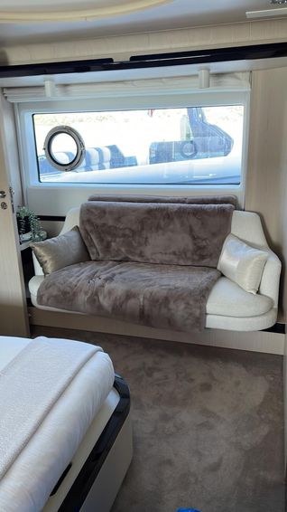 2022-77-7-azimut-78