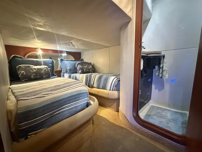 Hula Girl Yacht Photos Pics 