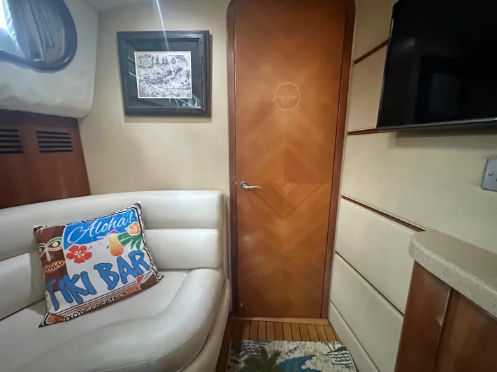 Hula Girl Yacht Photos Pics 