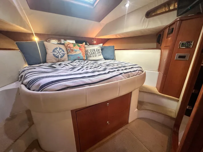 Hula Girl Yacht Photos Pics 