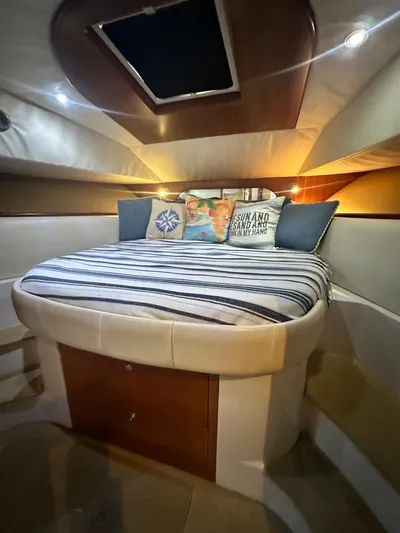 Hula Girl Yacht Photos Pics 