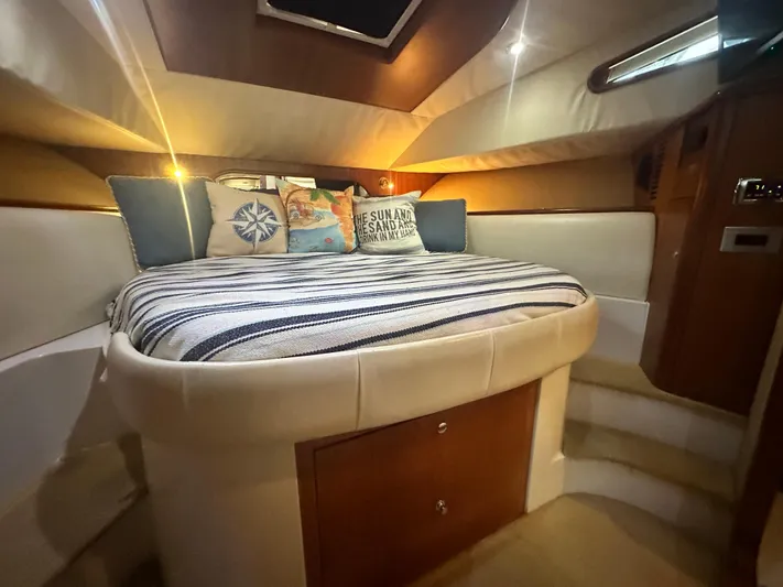 Hula Girl Yacht Photos Pics 