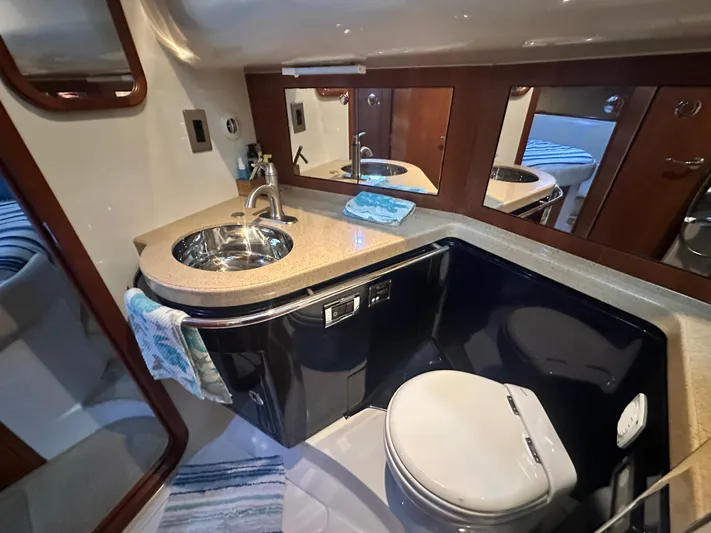 Hula Girl Yacht Photos Pics 