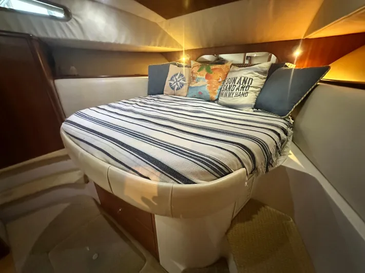 Hula Girl Yacht Photos Pics 