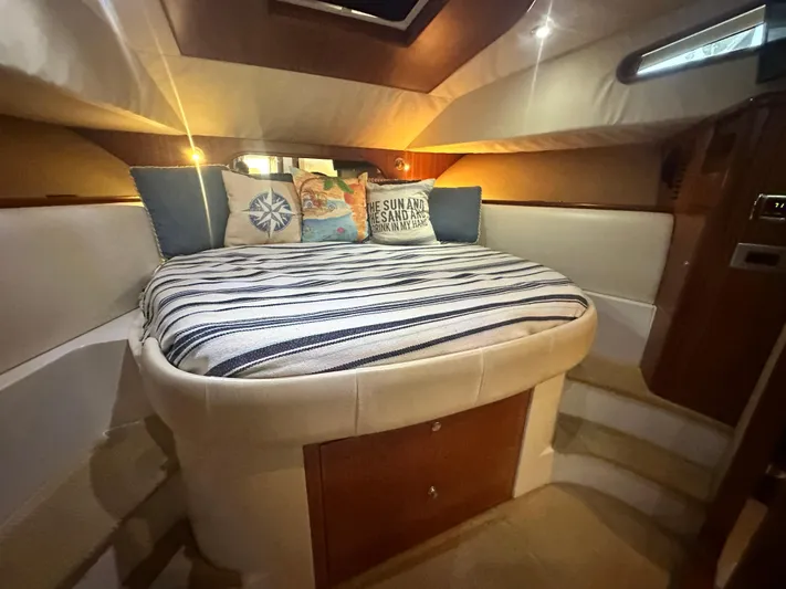 Hula Girl Yacht Photos Pics 